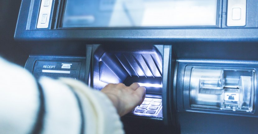 ВТБ тестирует отечественные банкоматы-ресайклеры